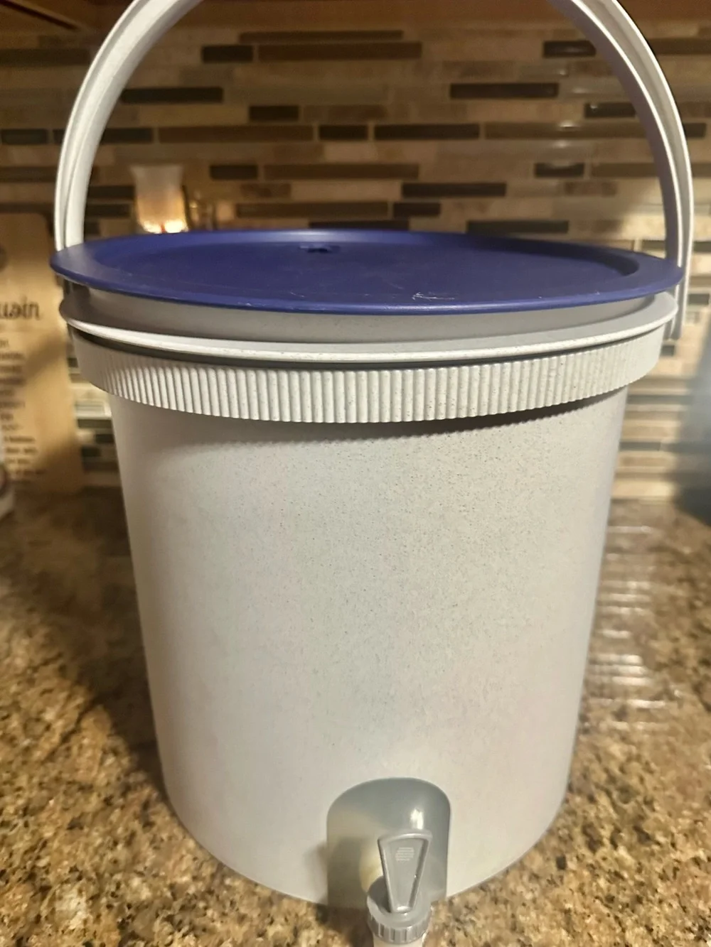 Tupperware Bucket Canister & Beverage Dispenser w/Handle - Grey Body, Blue Lid